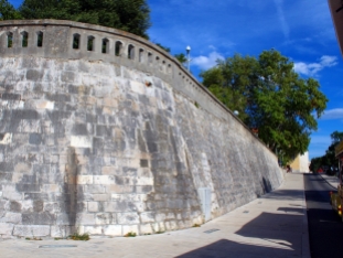 Mury obronne z XV w.